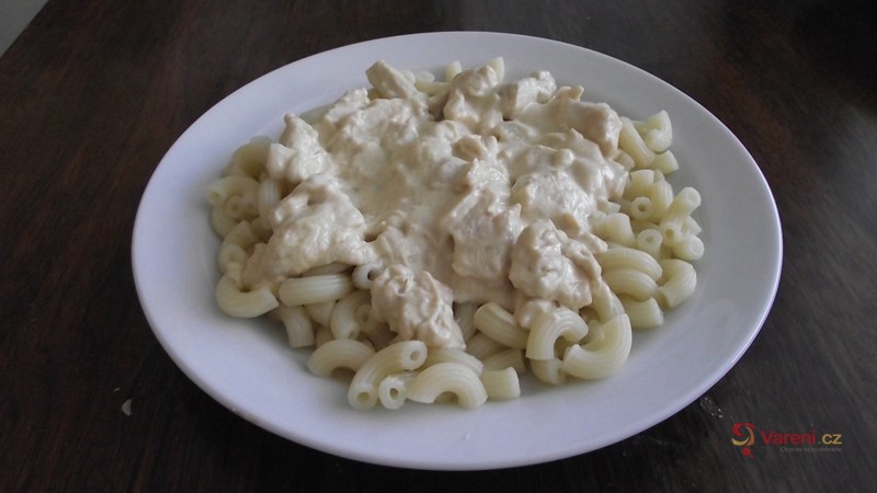 Kuřecí prsa na hořčičné omáčce - fotografie 2