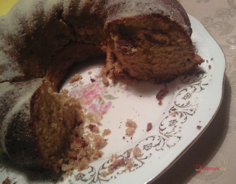 Višňová bábovka - fotografie 2