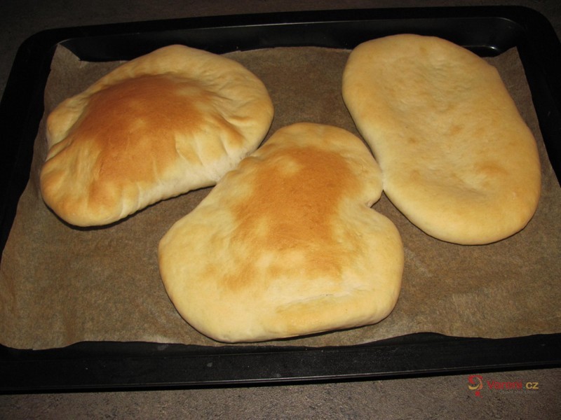 Chlebová placka - arabský chléb - fotografie 2