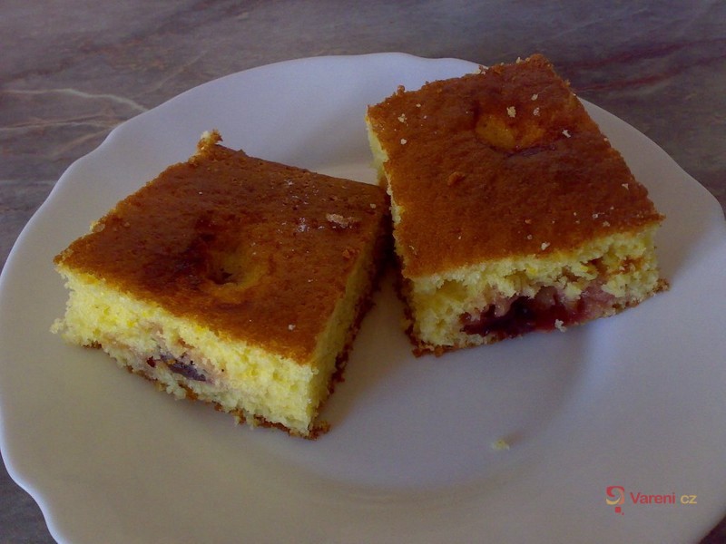 Bublanina s višněmi - fotografie 2