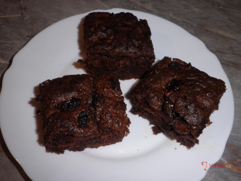 Černá buchta z kefíru - fotografie 2