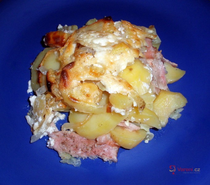 Smetanové brambory zapečené s kuřecím masem - fotografie 2