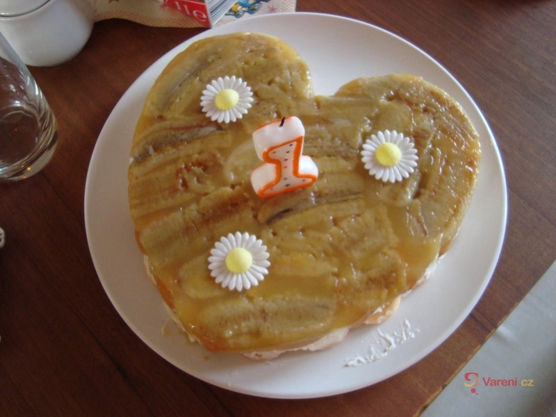 Narozeninový banánový dort - fotografie 2