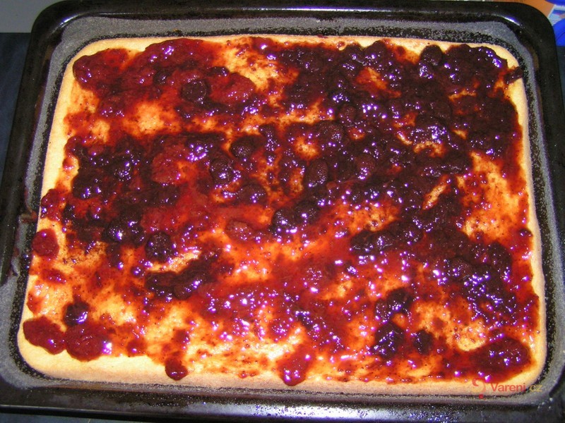 Roláda s marmeládou - fotografie 3