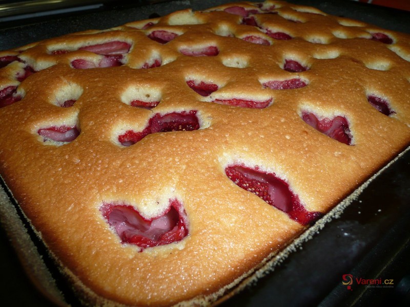 Jahodová bublanina - fotografie 2