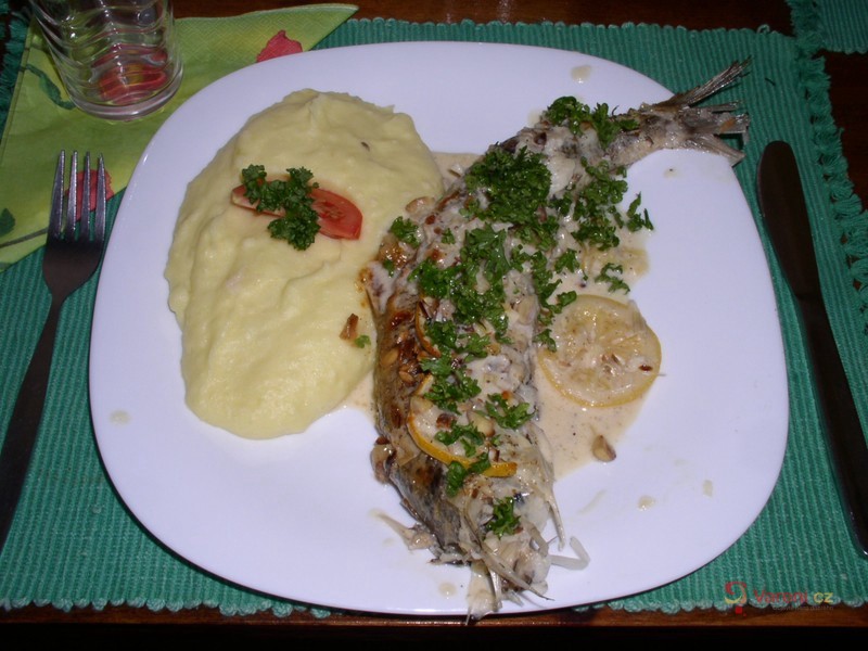 Zapečený pstruh s mandlemi a citronem - fotografie 2