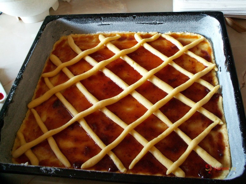 Mřížkový koláč s marmeládou - fotografie 4