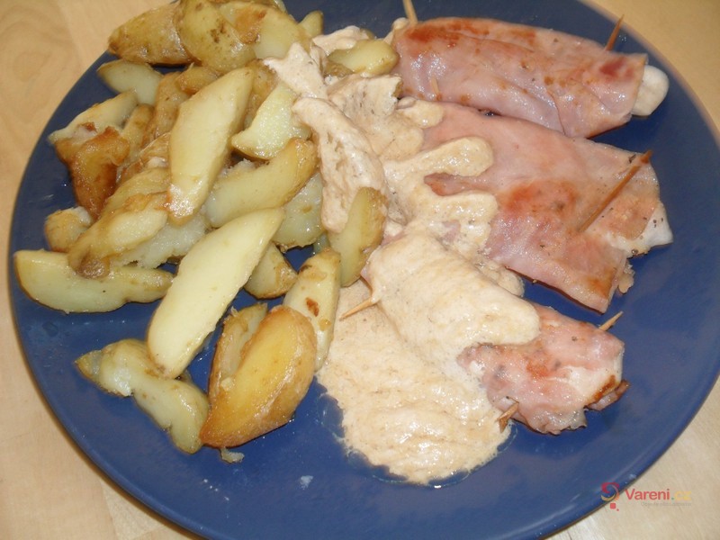 Kuřecí prsa obalená v šunce - fotografie 2