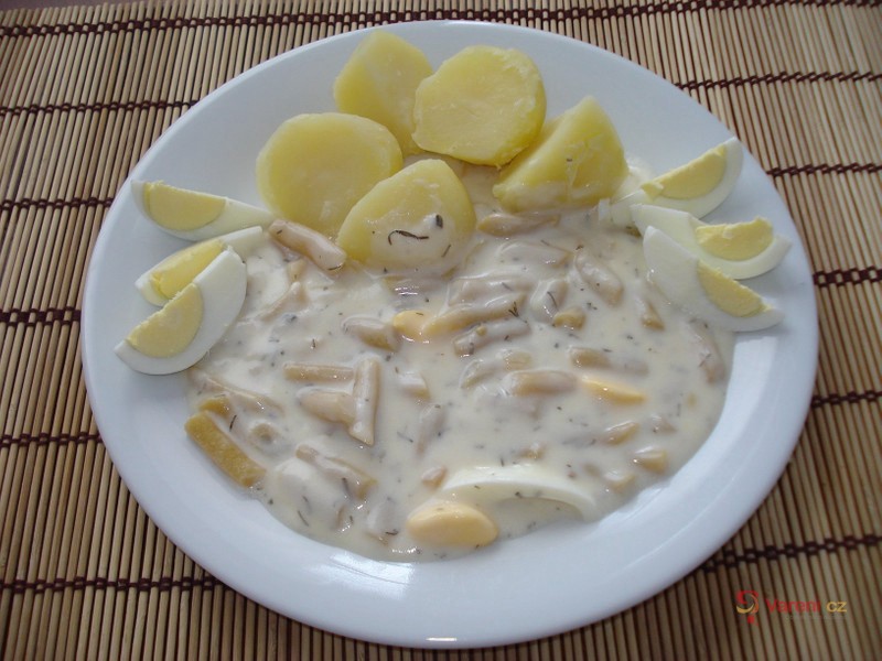 Fazolové lusky se strouhankou - fotografie 2