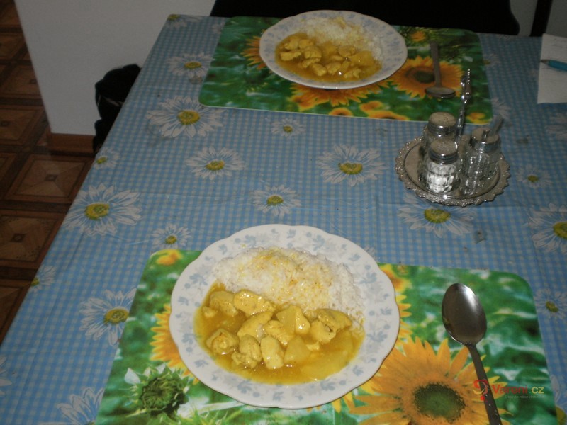 Kuřecí rarášci na žluto - fotografie 2