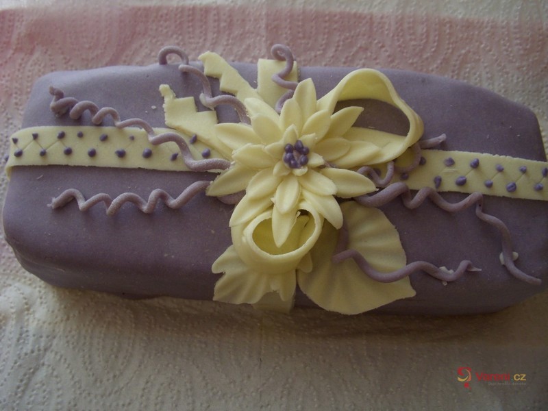 Mandlový dort s banánovým krémem - fotografie 2