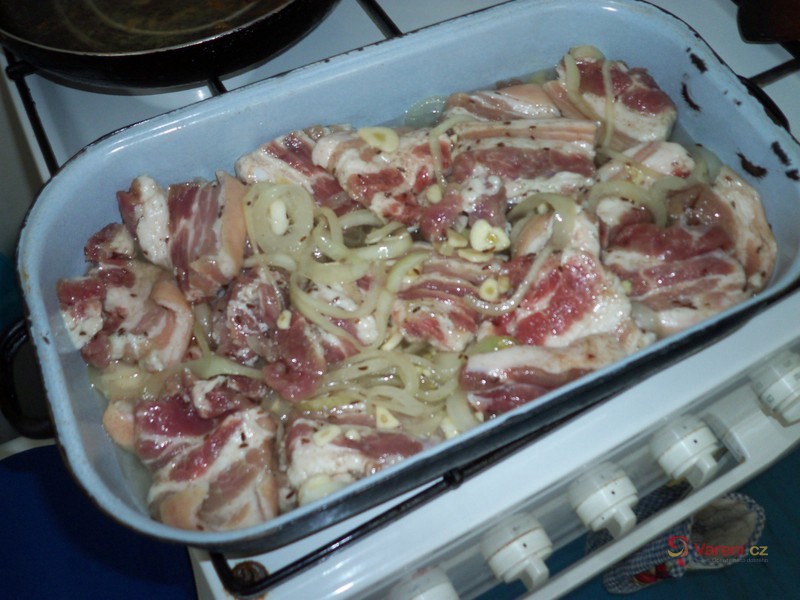 Vepřové výpečky s cibulí - fotografie 4