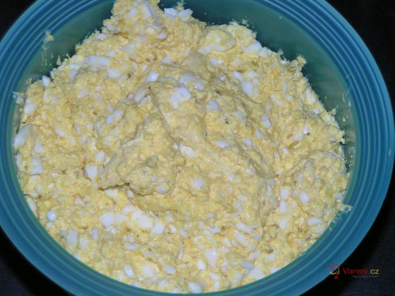 Máslová vajíčková pomazánka - fotografie 2