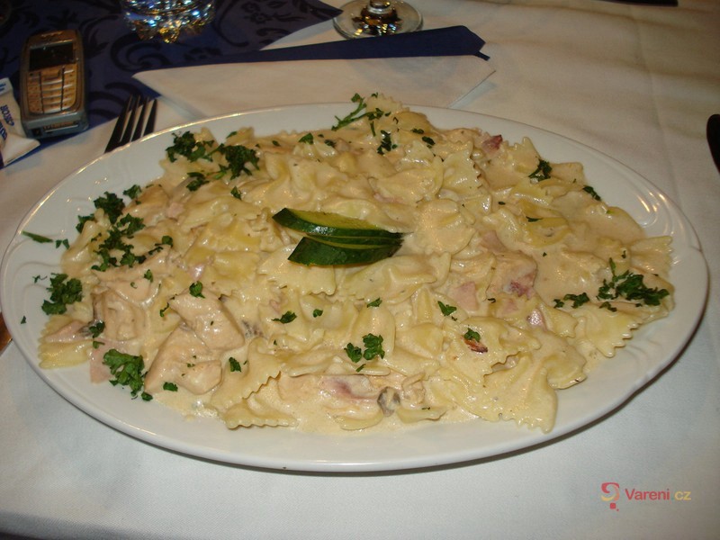 Těstoviny s brokolicí a paprikou - fotografie 2