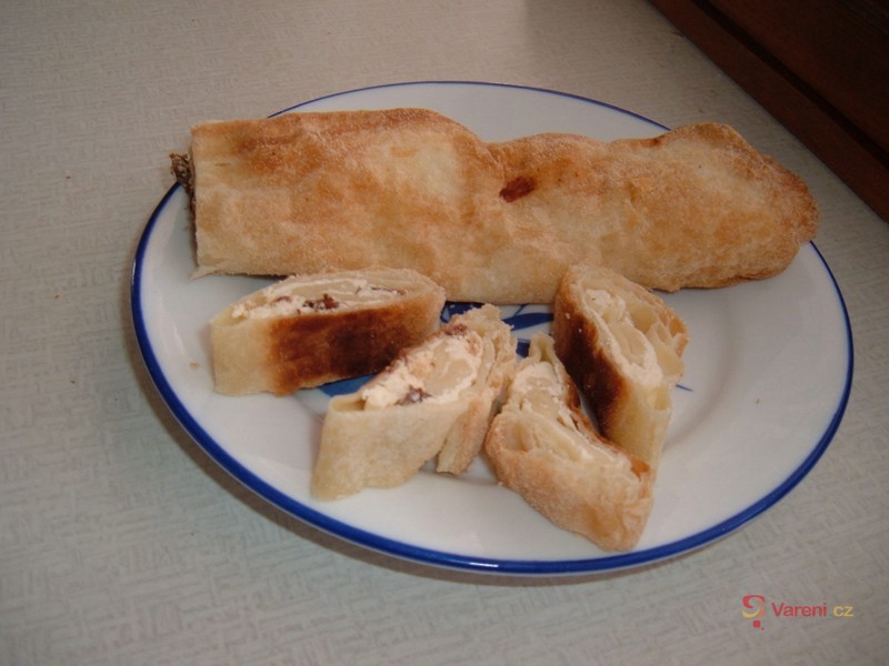 Jablečný štrúdl - fotografie 3