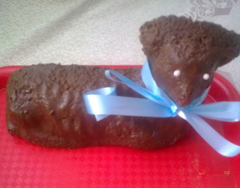 Velikonoční beránek ze šlehačkového těsta - fotografie 2