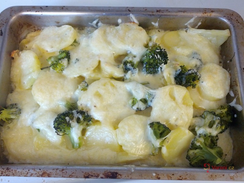 Výborná zapečená brokolice se sýrem