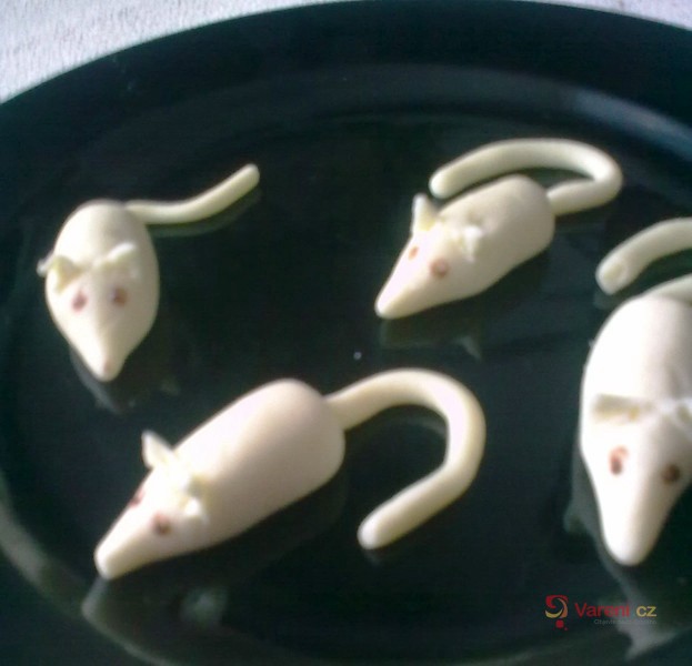 Jednoduchý falešný marcipán - fotografie 5