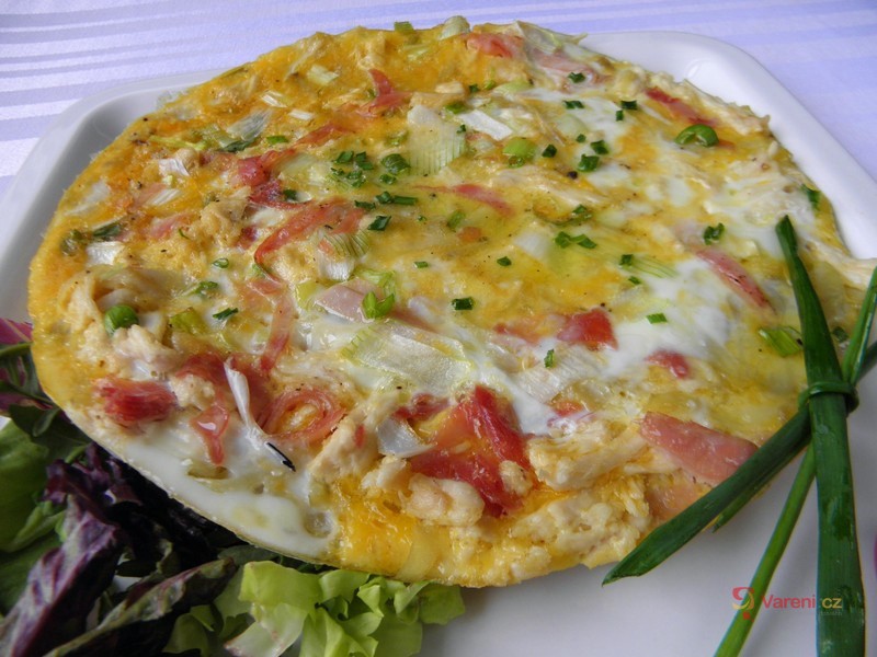 Vaječná omeleta s kuřecím