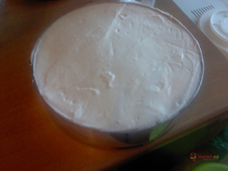 Smetanovo-tvarohový dort s jahodami  - fotografie 2