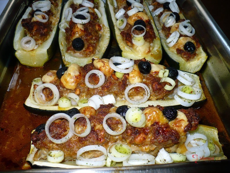 Plněná cuketa - fotografie 4