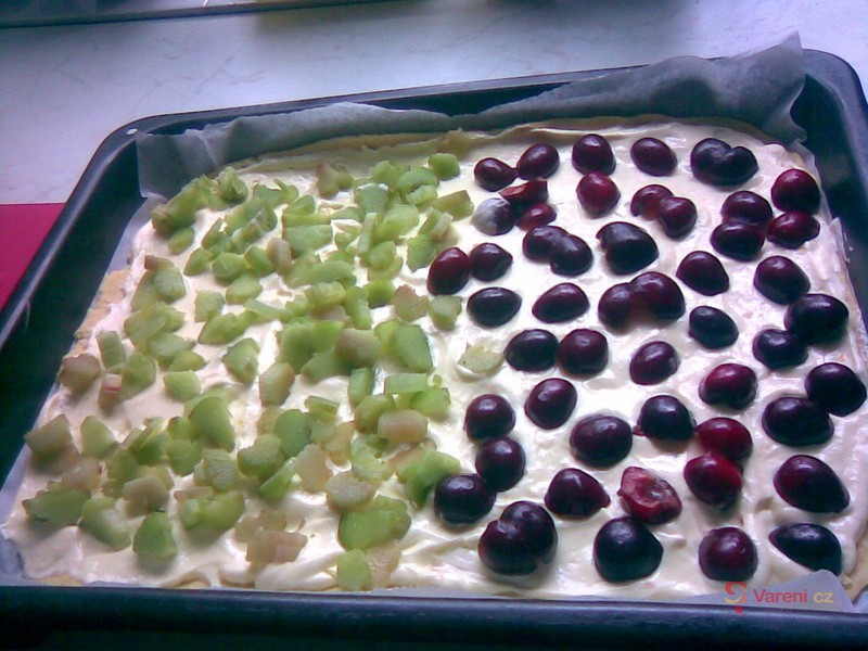 Rebarborový koláč - fotografie 4