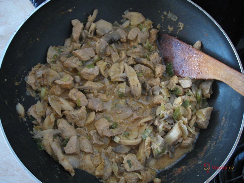 Vepřové kostky na hořčici - fotografie 5