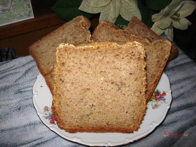 Semínkový chléb s kořením