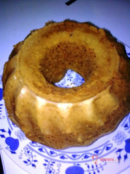 Citronová bábovka s ořechy - fotografie 2