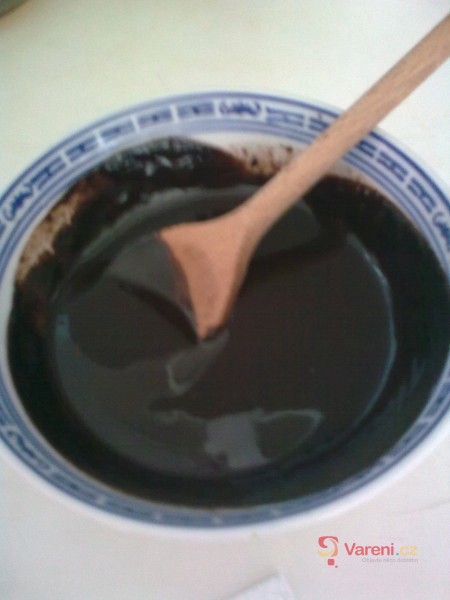 Šlehačková čokoládová poleva - fotografie 2
