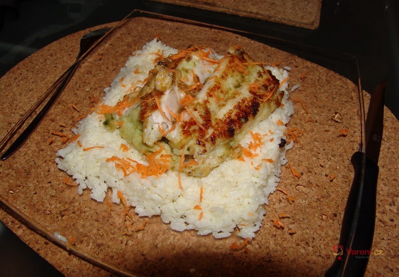 Okoun na rýžovém polštářku