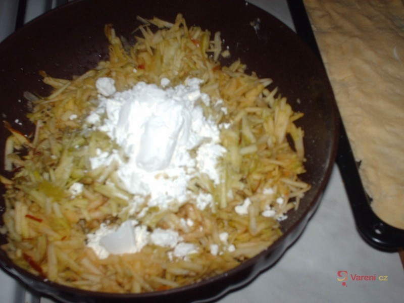 Kytičkové jablečné řezy - fotografie 4