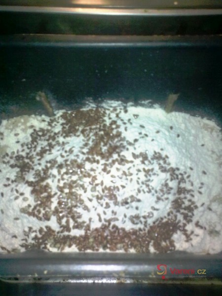 Česnekový chleba - fotografie 3