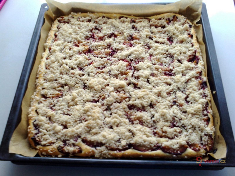 Švestkový koláč od babičky - fotografie 3