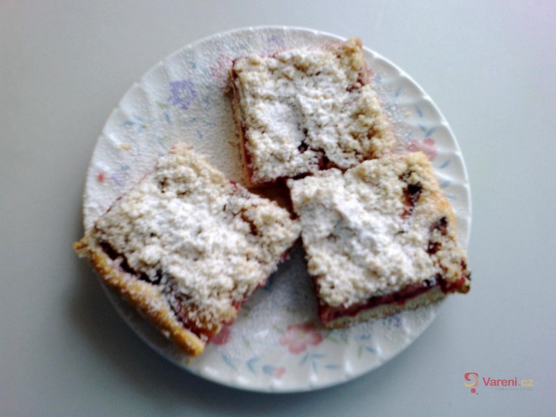 Švestkový koláč od babičky - fotografie 2