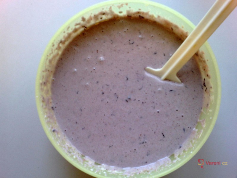 Bábovka s borůvkami - fotografie 4