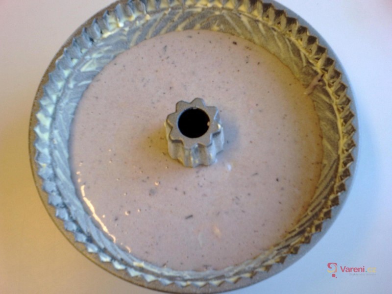 Bábovka s borůvkami - fotografie 3