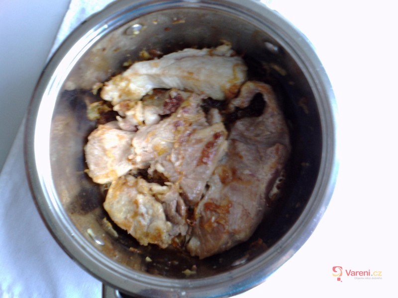 Nepečené vepřové maso - fotografie 3