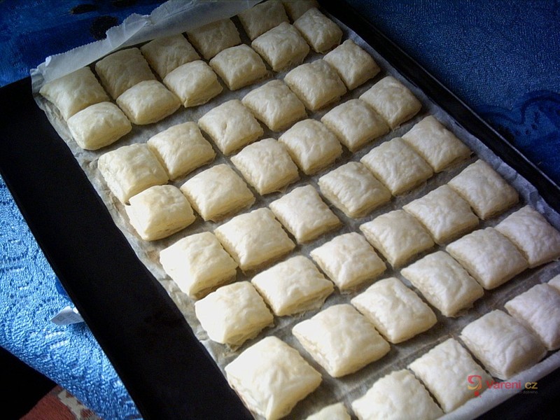 Lístkové kremeše - fotografie 3