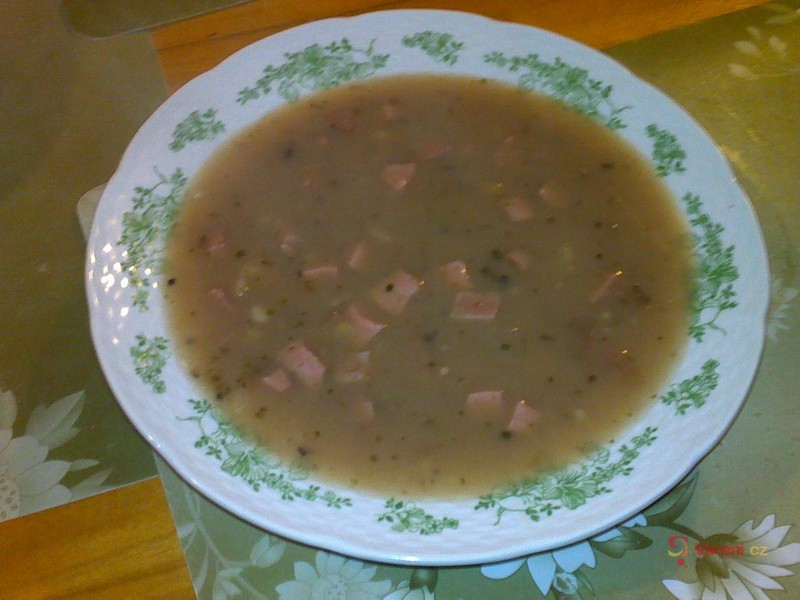 Fazolová polévka z tlakového hrnce - fotografie 2