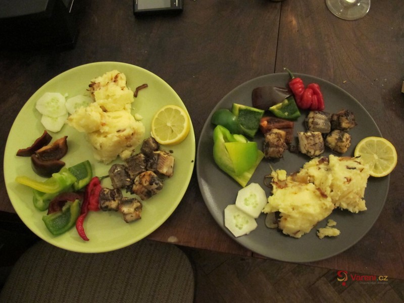 Úhoř na kmíně - fotografie 2