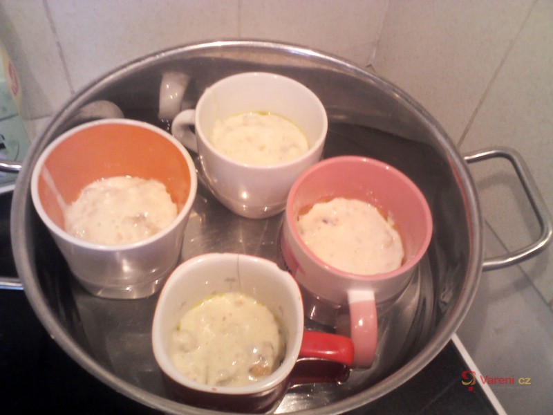 Kuře na paprice s hrnkovými knedlíky - fotografie 2