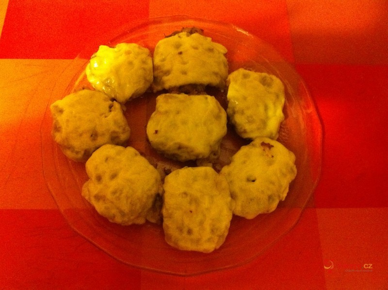 Karbanátky zapečené se sýrem - fotografie 2