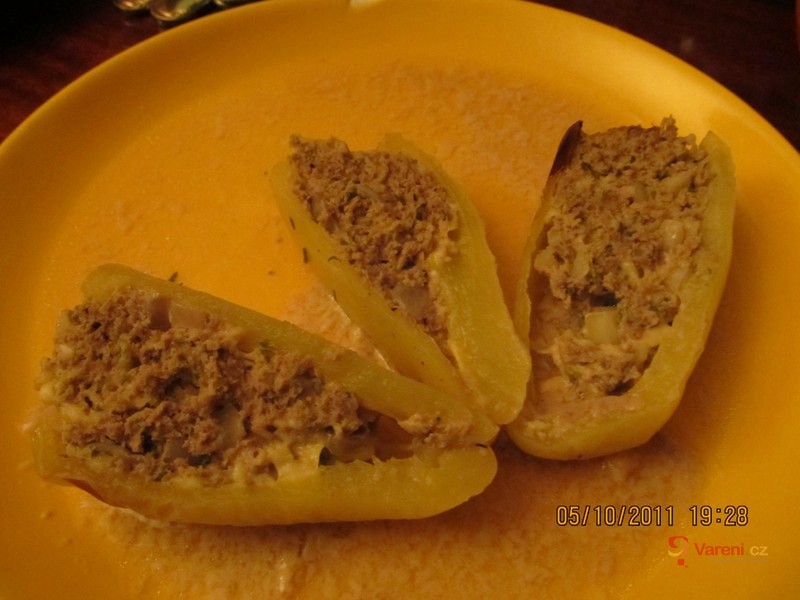 Plněné zapékané papriky - fotografie 3
