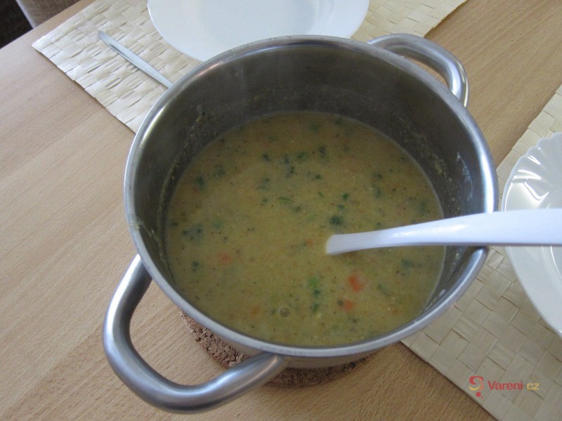 Skvělá cizrnová polévka  - fotografie 3