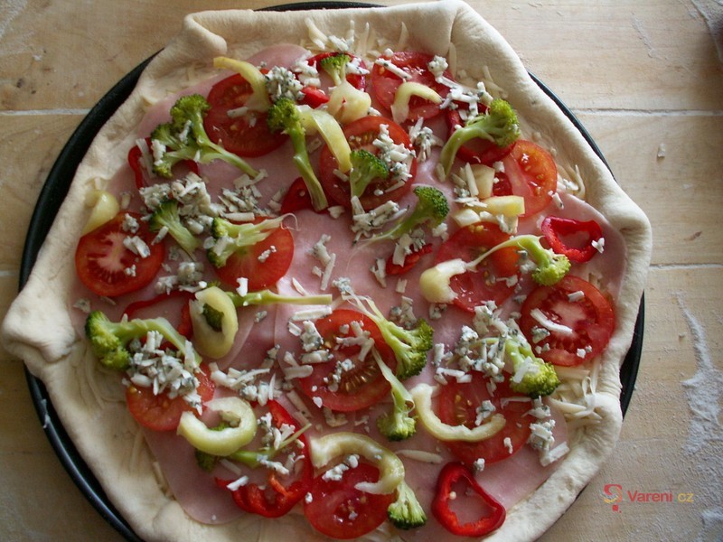 Brokolicová pizza - fotografie 2