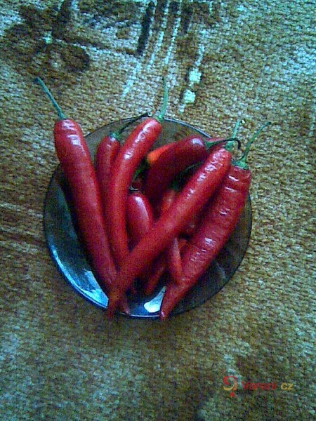 Pikantní papriky s česnekem