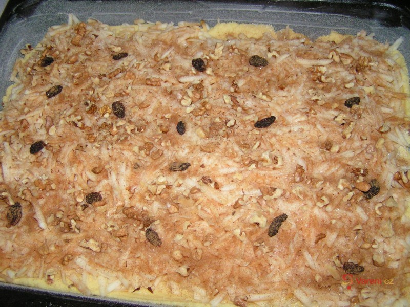 Mřížkový koláč s jablky - fotografie 3