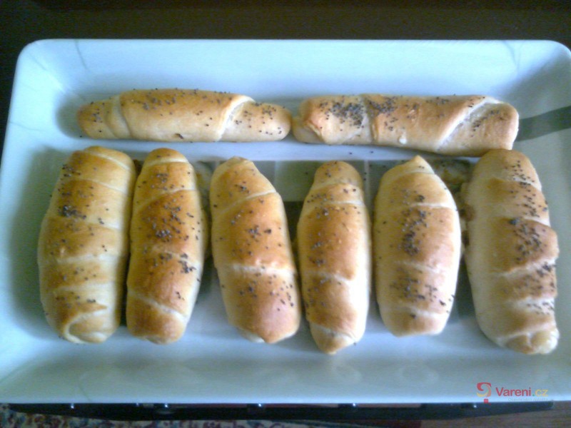 Rohlíky se salámem - fotografie 2