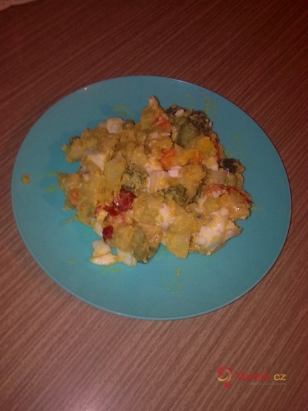 Zdravý bramborový salát bez majonézy - fotografie 2